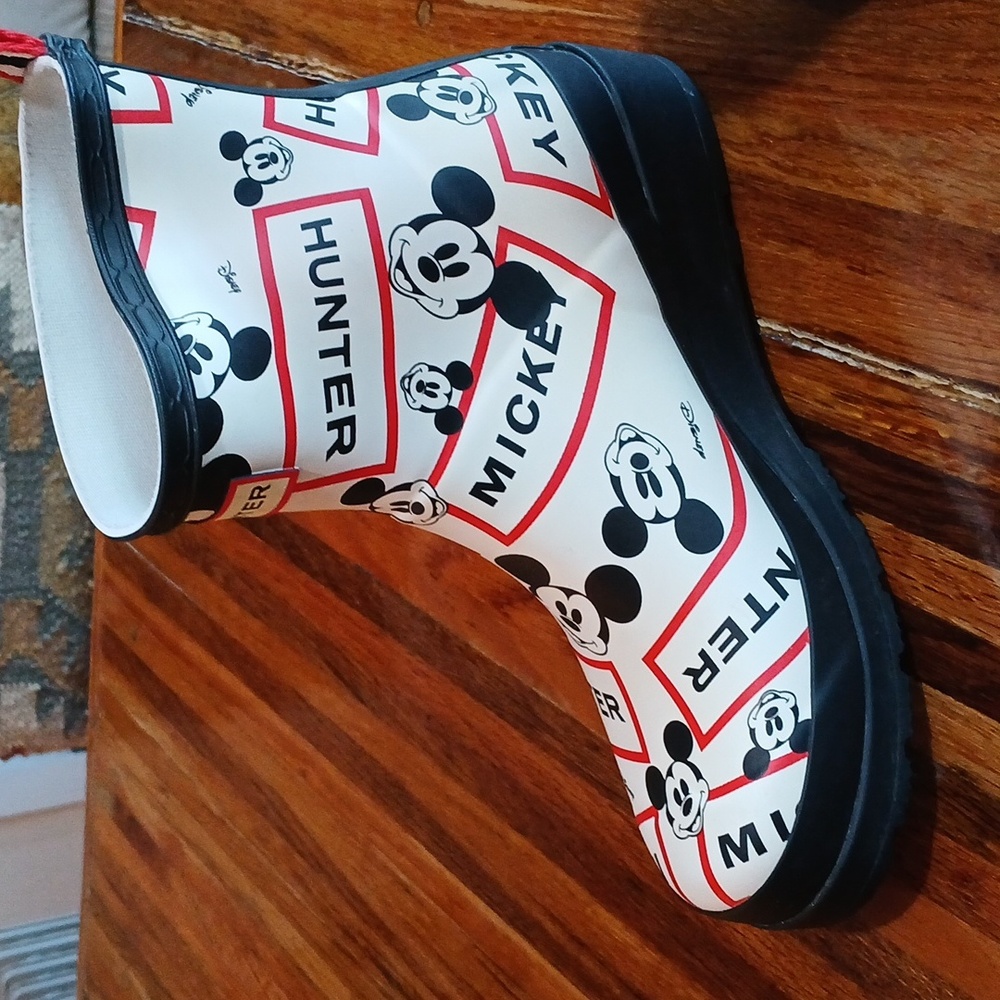 Hunter X Disney Mickey Mouse Play Short Rain Boots - 7 - Picture 3 of 15